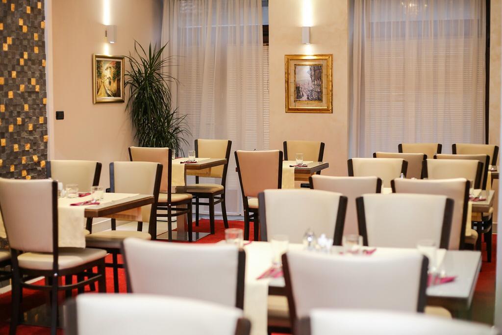 Hotel Old Town 4*